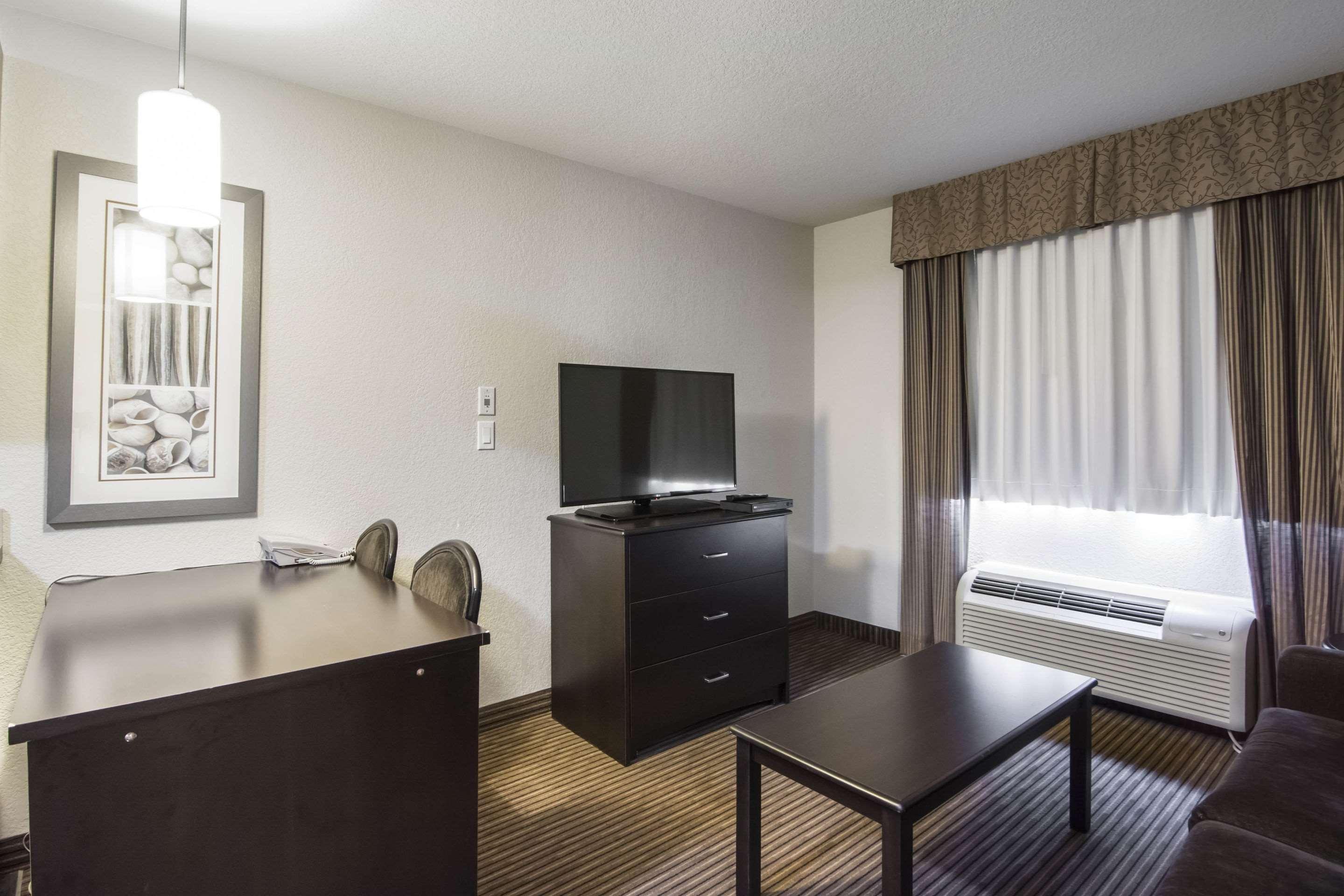 Quality Inn & Suites Thompson Kültér fotó